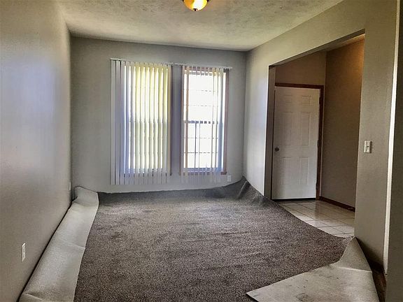 5th image of 4605 Pagoda Dr