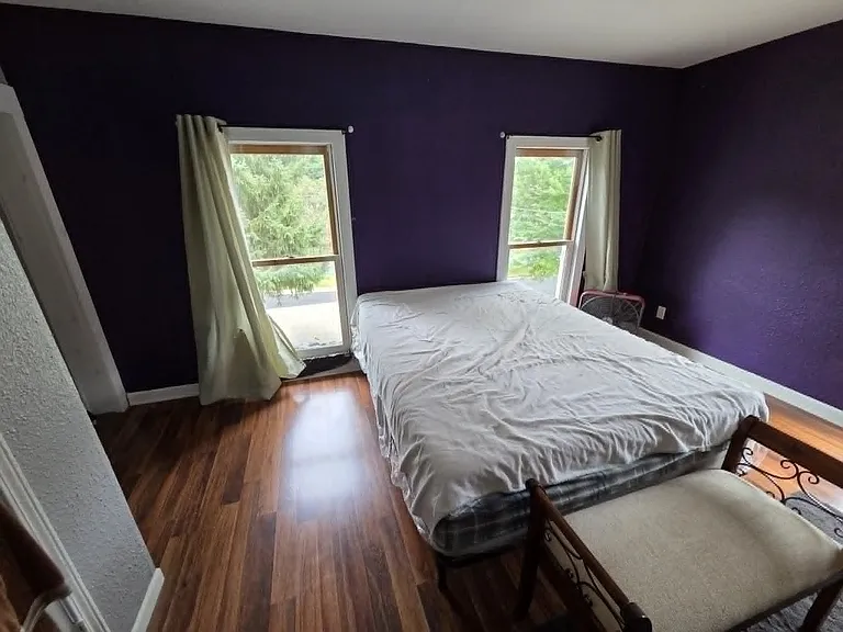 408 Allen St — Photo 7