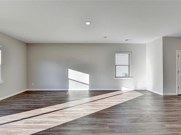 4th image of 123 Wynn Way