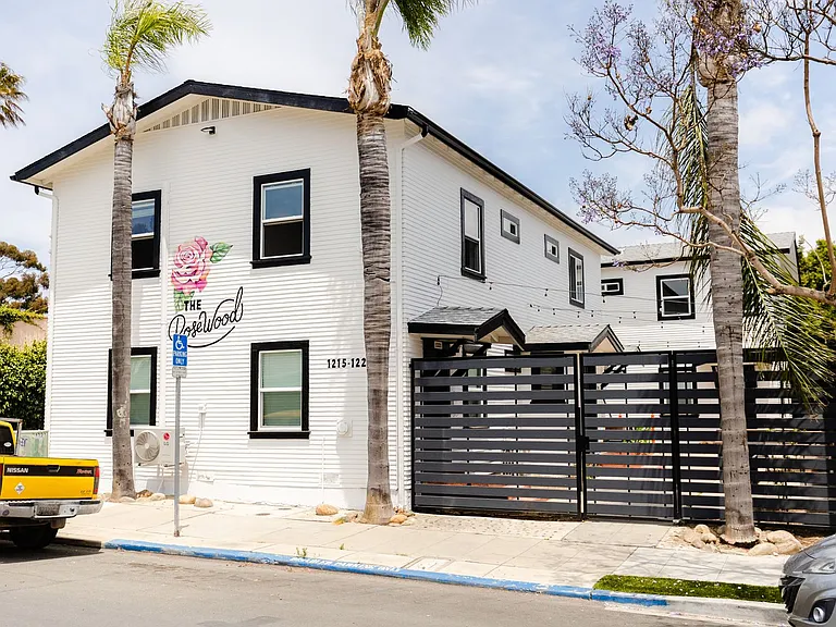 The Rosewood — Photo 1