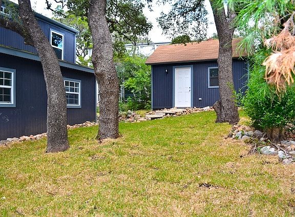 2nd image of 2306 Arpdale St #B