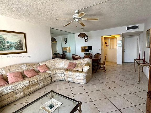 4th image of 3020 Marcos Dr APT S607