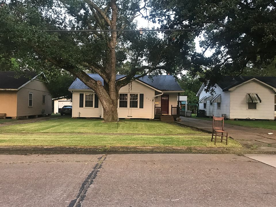 1st image of 506 Everette St