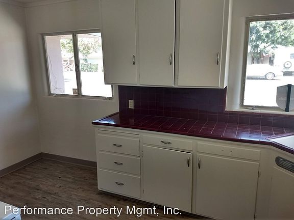 2nd image of 3544 E Princeton Ave