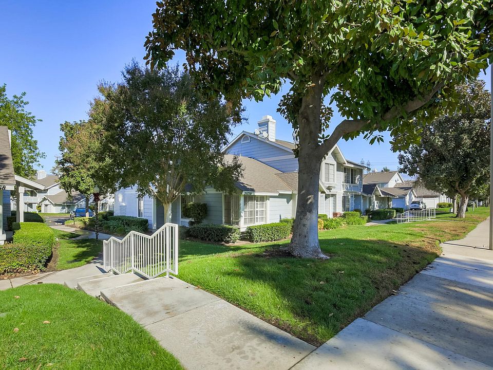 1st image of 25770 Lawton Ave