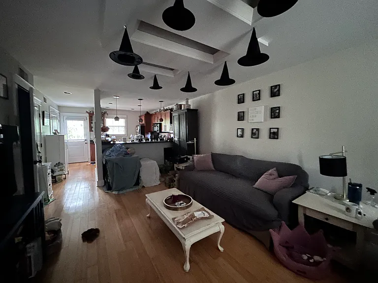 807 Channing Dr — Photo 6