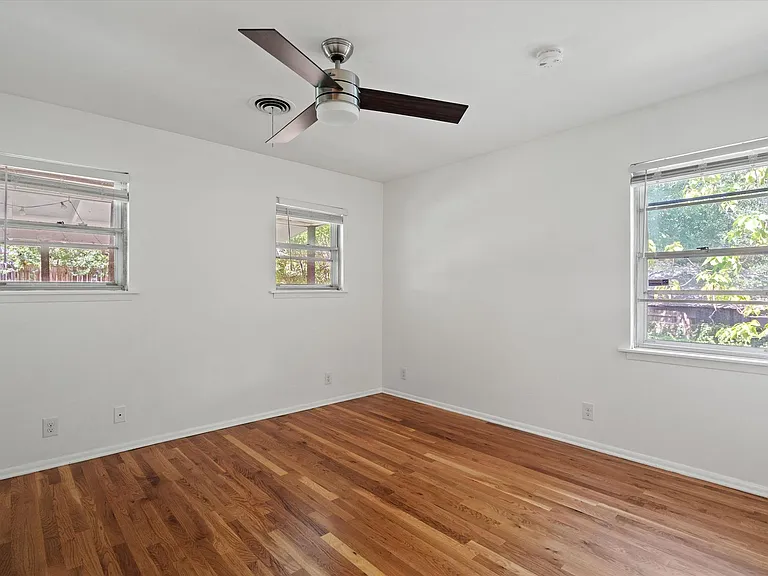 4402 Terrilance Dr — Photo 10