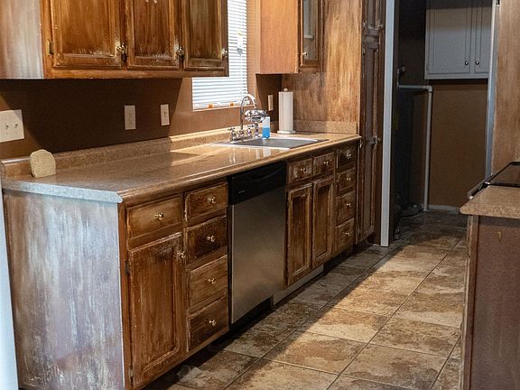 3rd image of 2579 Scurlock Rd