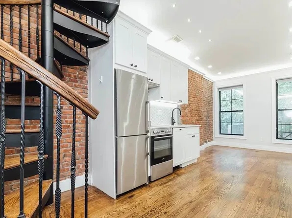 41 Columbia Pl #3D, Brooklyn, NY 11201