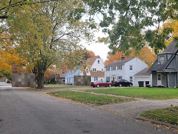 4th image of 1850 College St