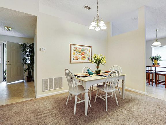5th image of 8153 Leafcrest Dr