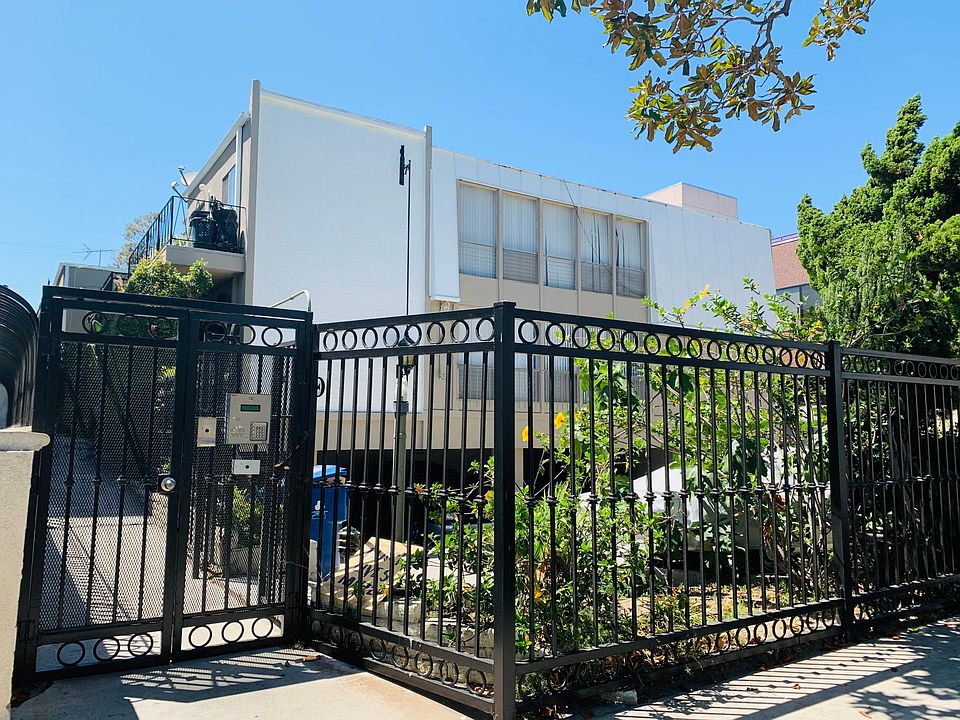 1st image of 729 S Windsor Blvd APT 6