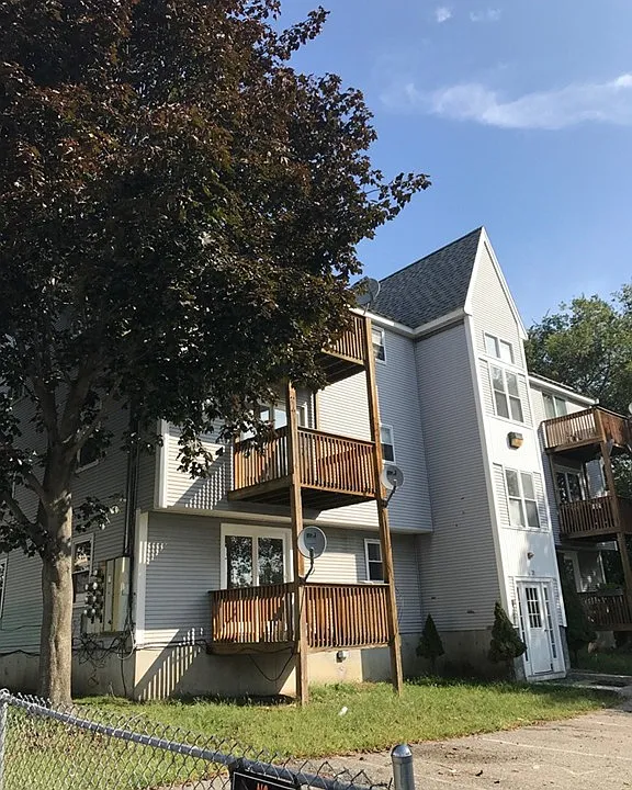 28 Ware St #3