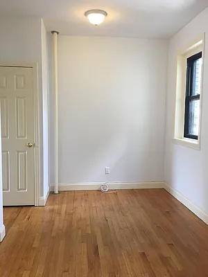 Rented by Manhattan Flats | media 17
