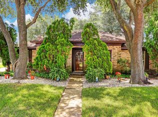 1718 S Park Way Dr, Deer Park, TX 77536