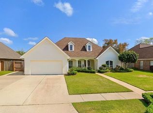 401 Riverside Dr, Berwick, LA 70342