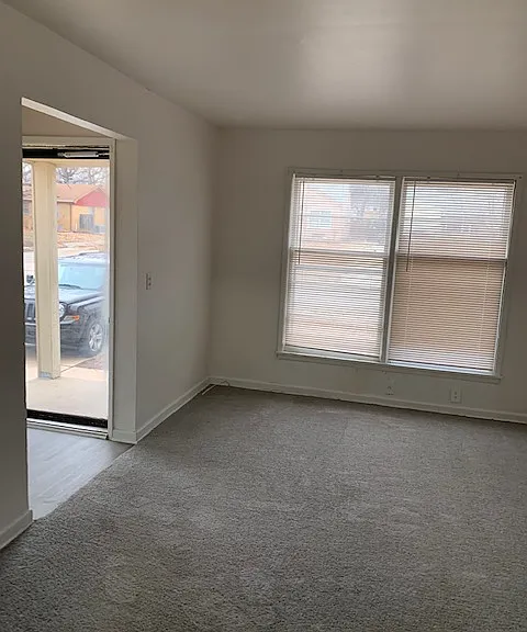 2301 S Belmont St — Photo 4