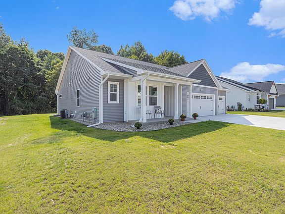 2nd image of 2433 Ashford Trl