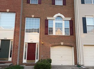 206 Raynar Ct, Stafford, VA 22554