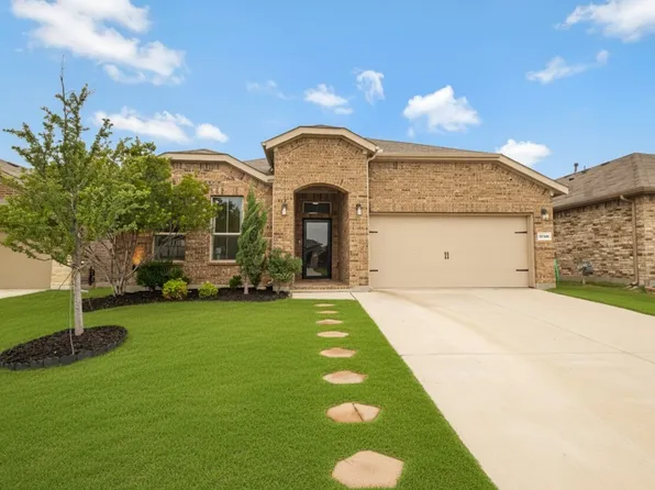 15909 Tottenhall Pass, Justin, TX 76247