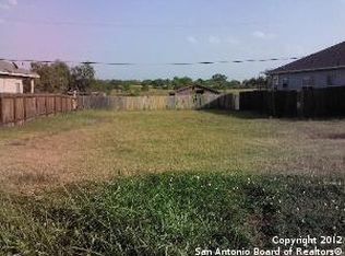 7618 Bit Cir, Elmendorf, TX 78112