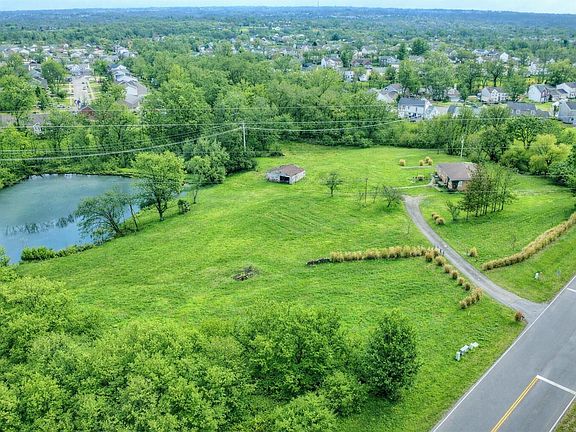 4th image of 7200 Oakbrook Rd