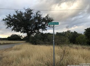 1380 Meadows Rd, Poteet, TX 78065