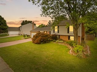 2715 New Ambler Ct, Herndon, VA 20171