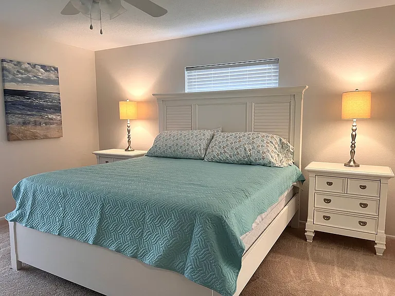 748 Avenida Estancia #B — Photo 15