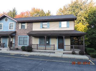 6011 Applecrest Ct, Youngstown, OH