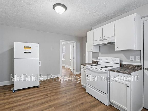 5th image of 1827 Hicks St