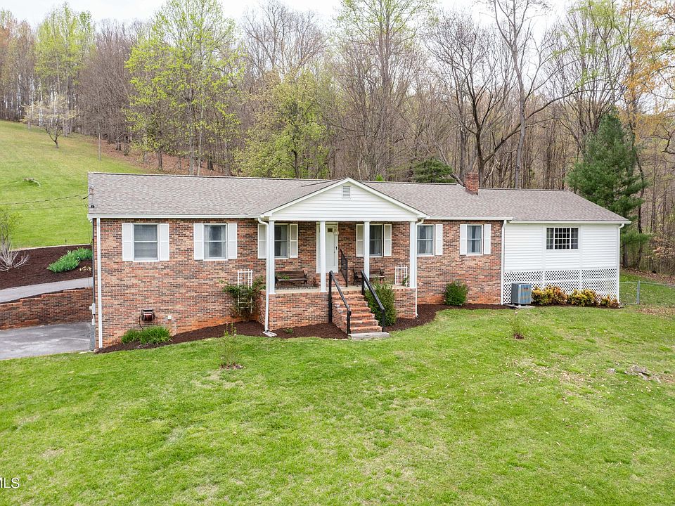1st image of 112 Fisher Dr