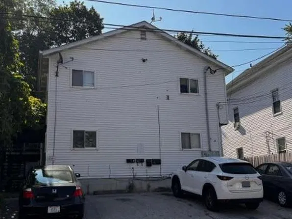 41 Concord St #2, Providence, RI 02904