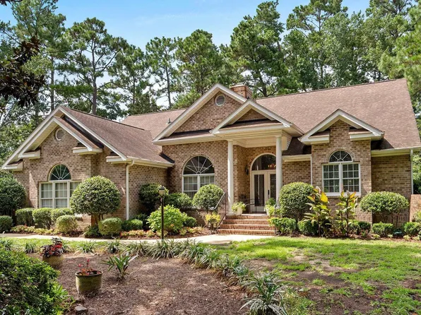 384 Muirfield Dr., Pawleys Island, SC 29585
