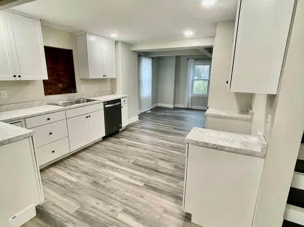 8471 Henry Clay Blvd, Clay, NY 13041