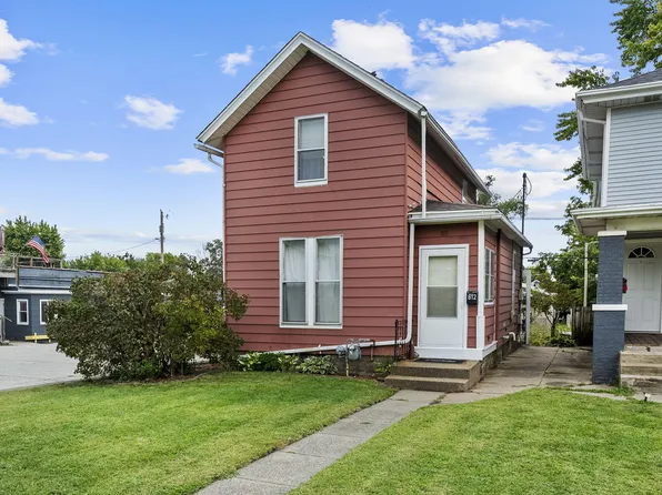 812 E 8th St, Muscatine, IA 52761