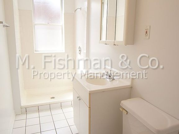 5th image of 3000 N Whipple St #3040-2