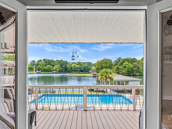 3rd image of 235 S Spring Rd