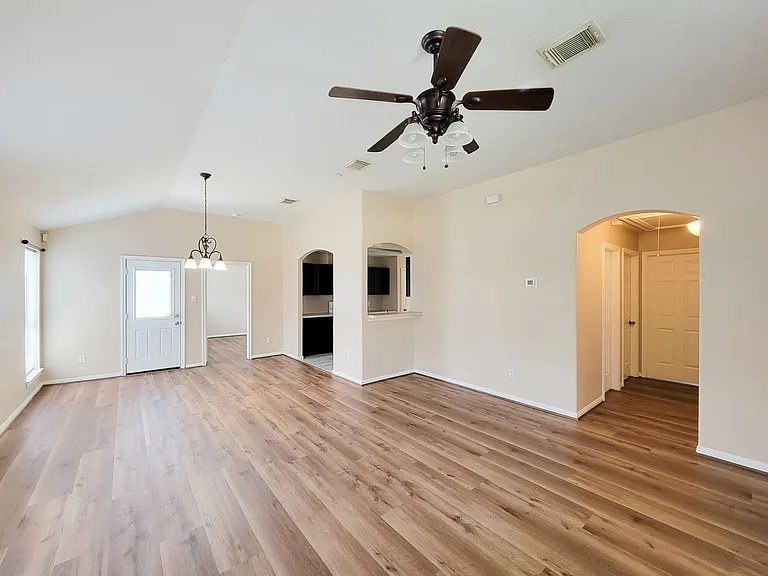 18446 S Wimbledon Dr — Photo 6