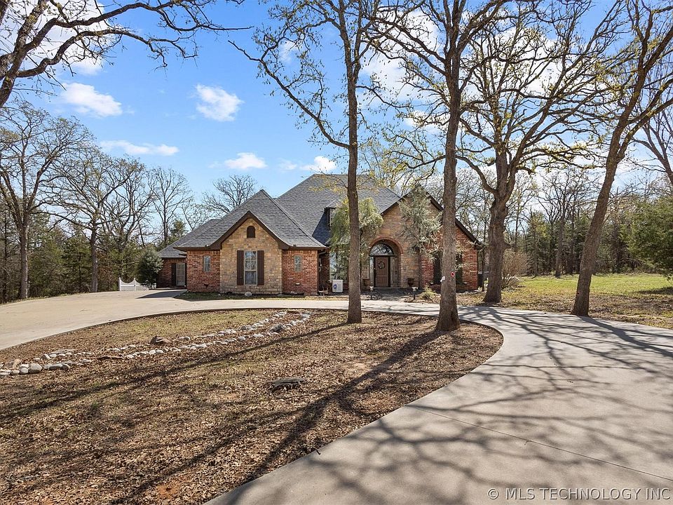 1st image of 383 Bridlewood Dr
