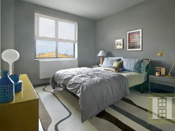 58 Metropolitan Avenue image 1 of 8