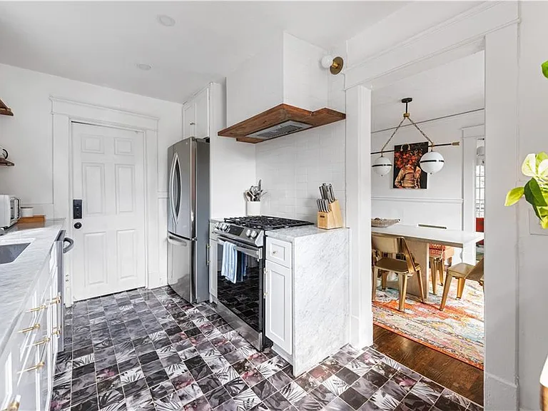 1031 Austin Ave NE #2 — Photo 30
