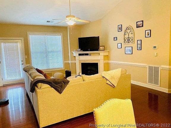 4th image of 212 Fountainhead Ln Unit 203