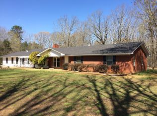 1546 Jefferson Rd W, Houlka, MS 38850