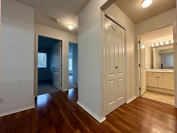 5th image of 9942 151st St #204