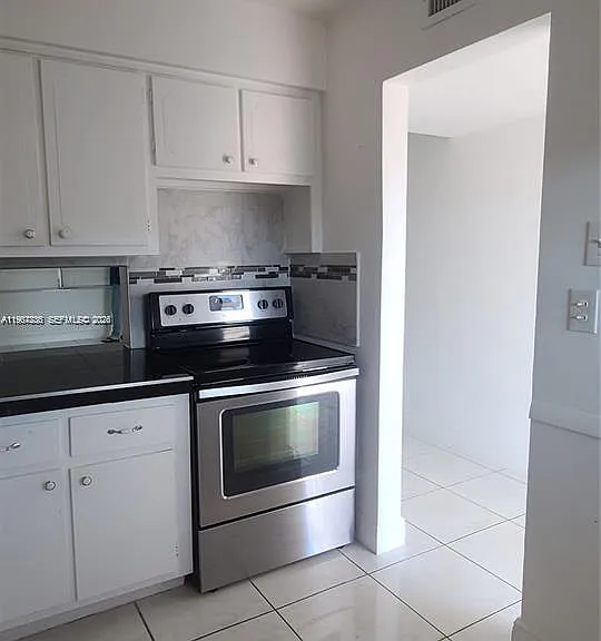 1540 NE 191st St #207 — Photo 16