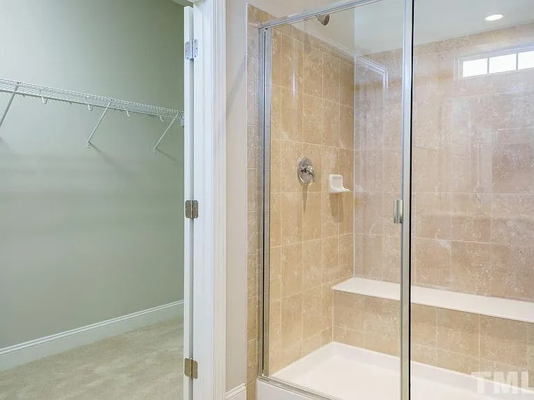 325 Acorn Hollow Pl — Photo 11