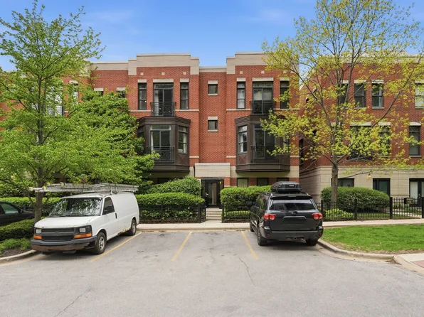 944 W 15th Pl Unit 3A, Chicago, IL 60608