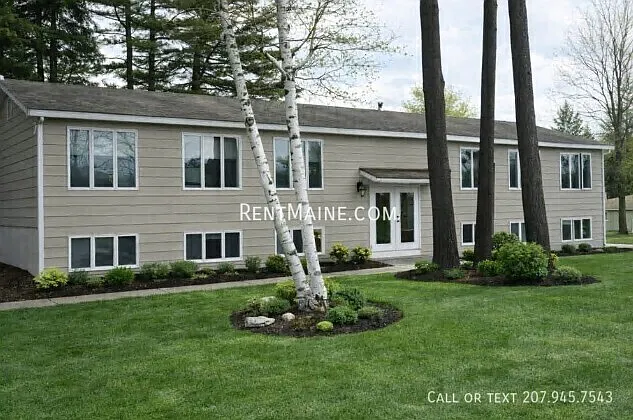 202 Main Rd #C