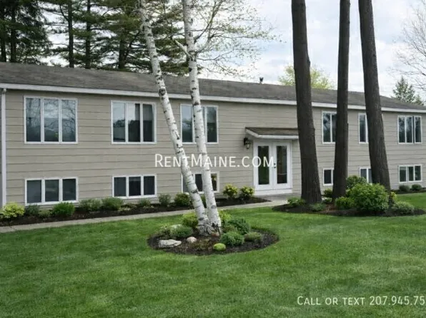 202 Main Rd APT C, Holden, ME 04429